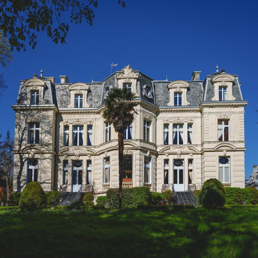 Chateau La Comtesse De Loire & Spa Saumur Exterior foto